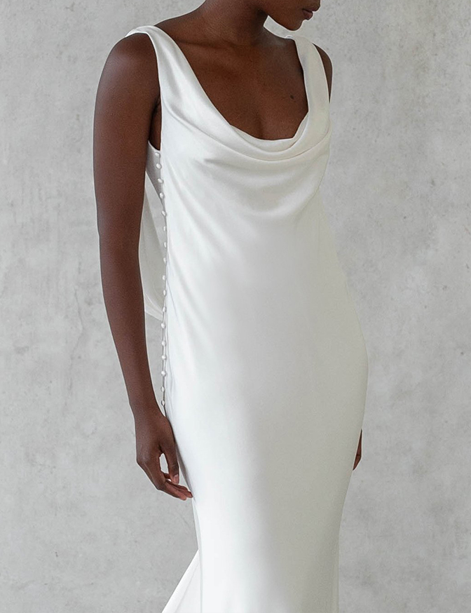 Alexandra Grecco Ava w/ Lace Backline & Crepe Train